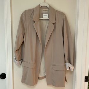 Abercrombie Women’s Cream Blazer